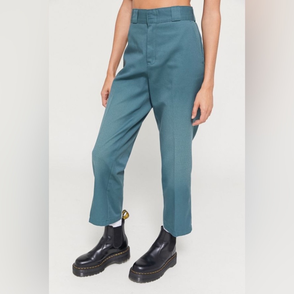 Dickies exclusive for Urban Outfitters, high waisted ankle pants.